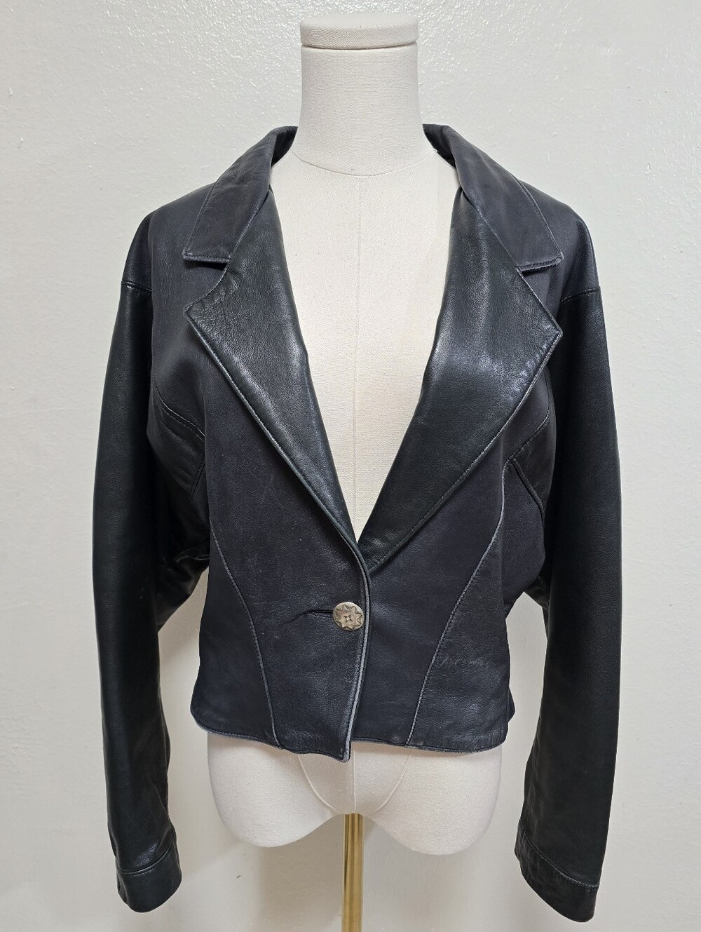 Patricia Wolf Cropped Black Leather Blazer Jacket